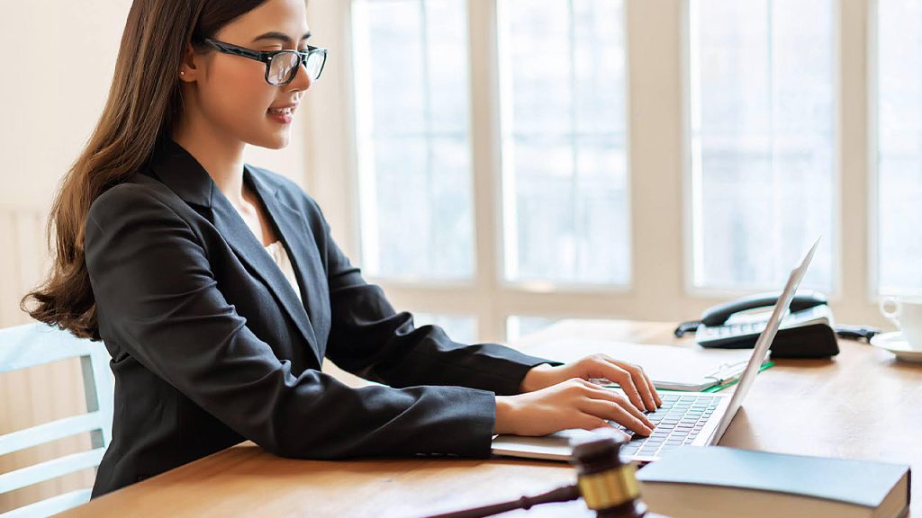 Legal Assistant Jobs in the UK 2026 with Visa Sponsorship